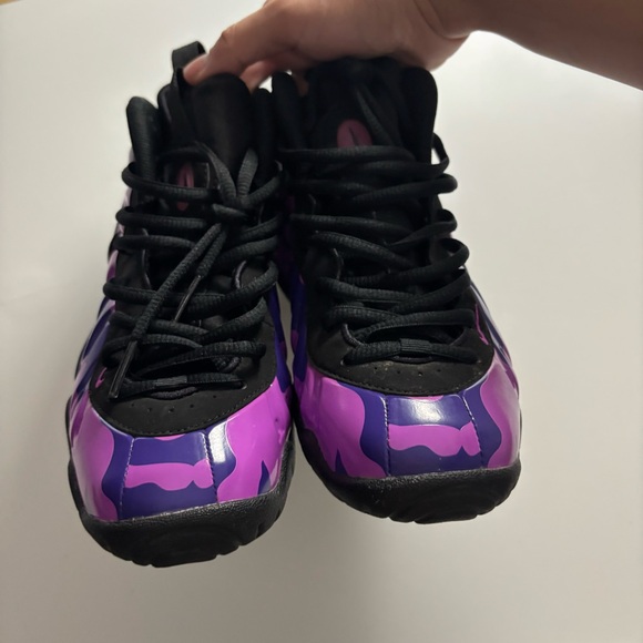 Nike Kids Purple and Black Sneakers - Picture 2 of 7
